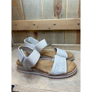 Skechers Womens Memory Foam Sandals Size 7.5 light beige